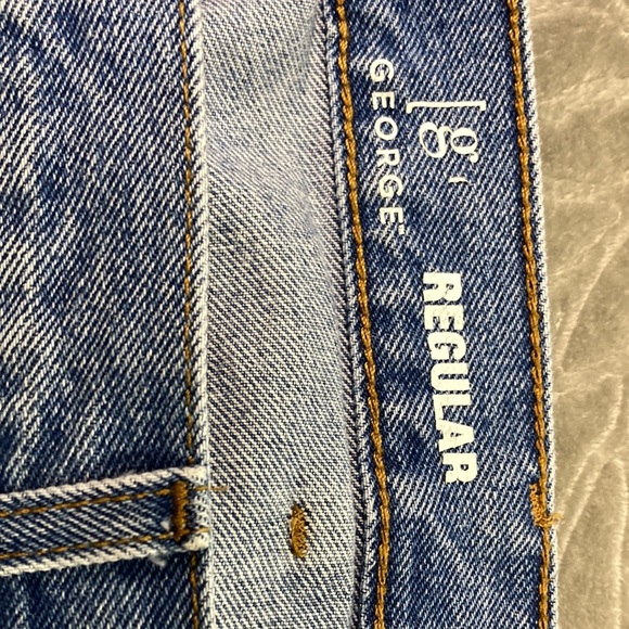 Men’s denim blue jeans. Size 38x32 - Picture 4 of 4